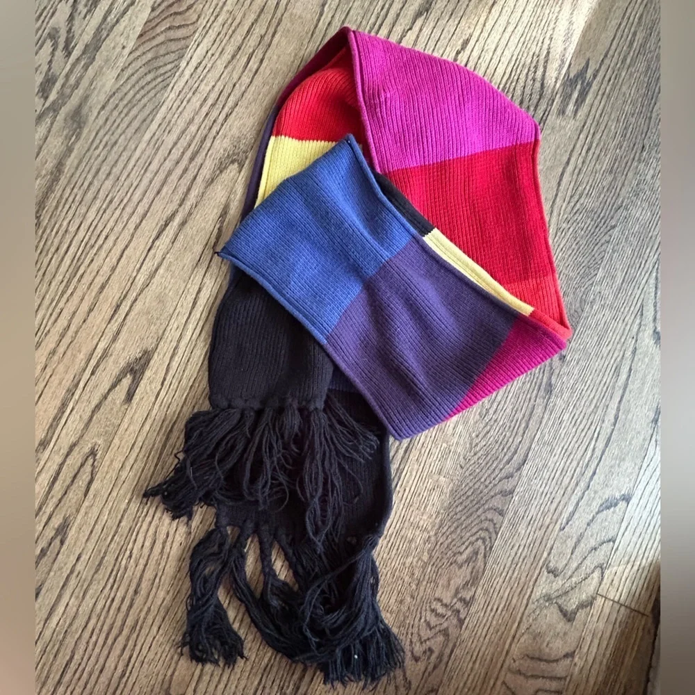 Kenneth Cole Reaction Multi Color Long Scarf